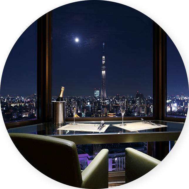 伝統とモダンの競演する地、浅草