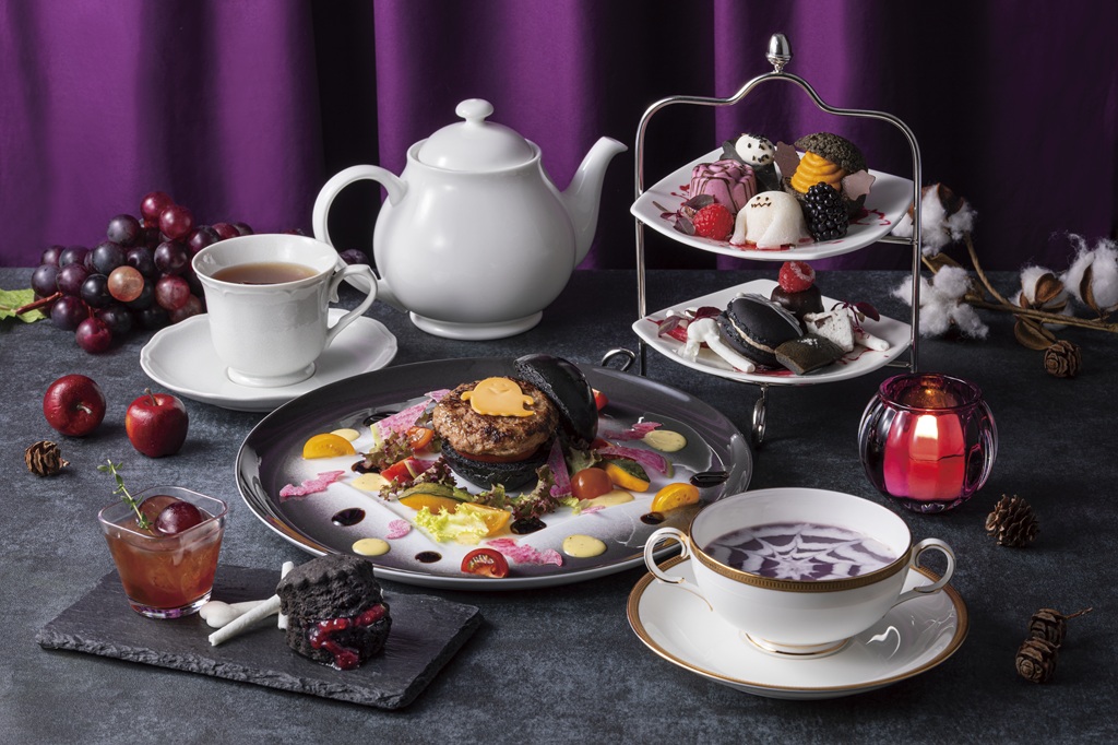 アフタヌーンティー・デザートスタンド「ダーク・ハロウィーン」（9/16～10/31）