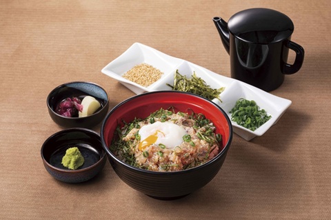 アジのなめろう丼　出汁茶漬け付き