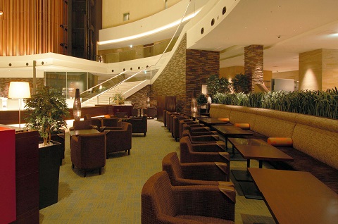 専用チェックイン会場（カフェ ブルック）