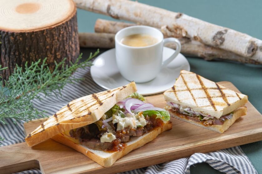 グリルラムサンド